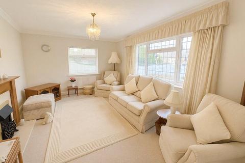 2 bedroom bungalow for sale, Spalding Road, Bourne, Lincolnshire, PE10
