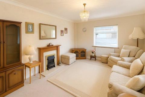2 bedroom bungalow for sale, Spalding Road, Bourne, Lincolnshire, PE10