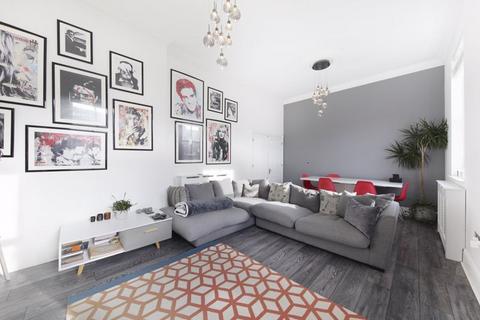 undefined, Rosebury Square, Woodford Green IG8