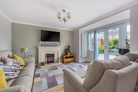 3 bedroom detached house for sale, Wentworth Crescent, Basingstoke RG22