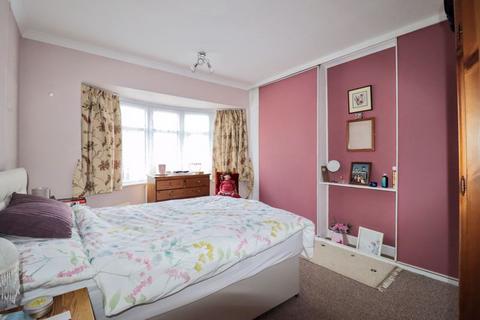 undefined, Eaton Avenue, Bletchley, Milton Keynes