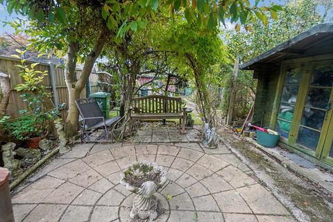 3 bedroom terraced house for sale, Cambridge Crescent, High Wycombe HP13