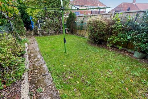 3 bedroom terraced house for sale, Cambridge Crescent, High Wycombe HP13