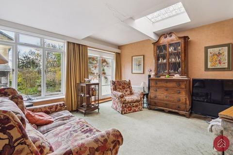 3 bedroom property for sale, Woodgreen, Witney OX28