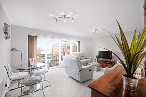 2 bedroom flat for sale, Broad Street, Old Portsmouth