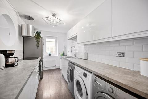 2 bedroom flat for sale, Broad Street, Old Portsmouth
