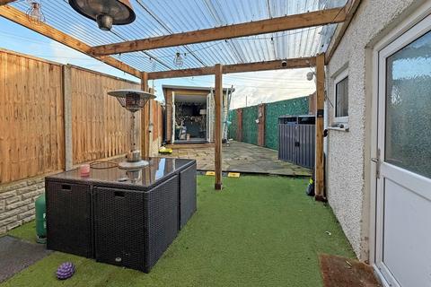 undefined, Cremlyn, Bethel, Caernarfon, Gwynedd, LL55