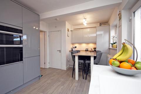 undefined, Cremlyn, Bethel, Caernarfon, Gwynedd, LL55