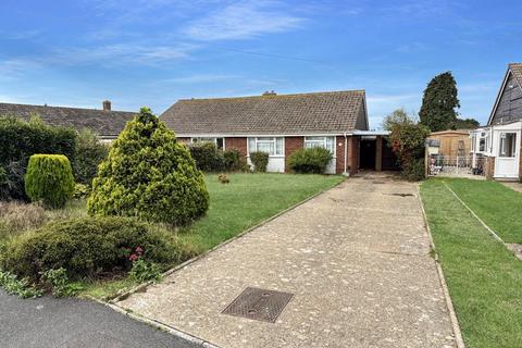 2 bedroom bungalow for sale, Venner Avenue, Cowes PO31
