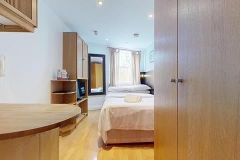 1 bedroom flat to rent, Cartwright Gardens, London WC1H