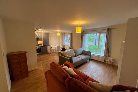 2 bedroom flat to rent, Park Grange Mount, Sheffield, South Yorkshire, UK, S2