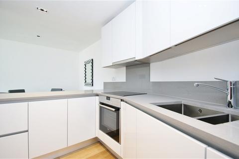 2 bedroom flat for sale, Longfield Avenue, Ealing, London