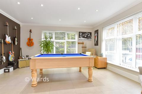 undefined, Dillywood Lane, Higham, Rochester, Kent