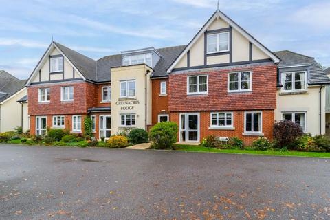 1 bedroom retirement property for sale, Greenacres Lodge, Limpsfield Road, Warlingham, Surrey, CR6 9FA