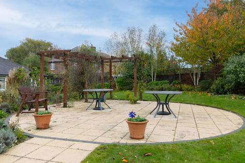 undefined, Greenacres Lodge, Limpsfield Road, Warlingham, Surrey, CR6 9FA
