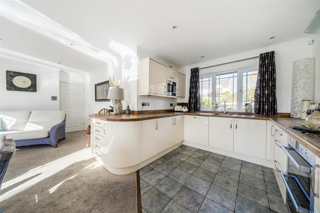 Kitchen/diner/family room