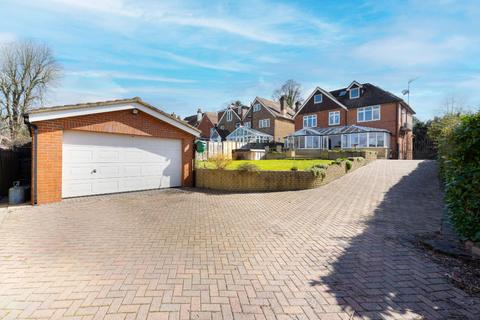 6 bedroom detached house for sale, High Street, Redhill RH1