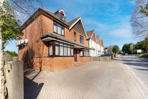 undefined, High Street, Redhill RH1