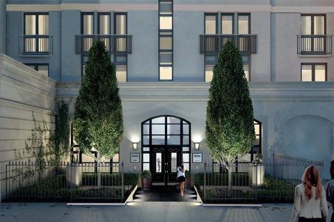 3 bedroom apartment to rent, Kensington Gardens Square, W2