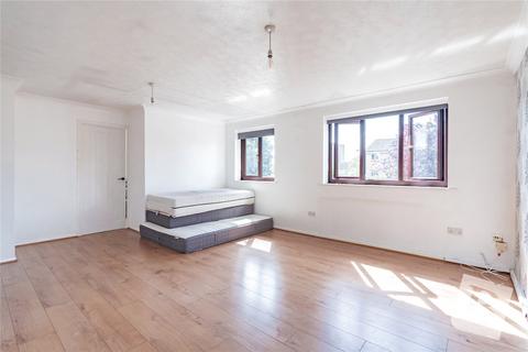 2 bedroom apartment for sale, Plumtree Close, Dagenham, RM10