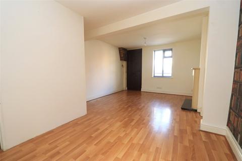 2 bedroom terraced house for sale, Silver Street, Newport Pagnell, Buckinghamshire, MK16