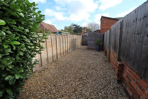 2 bedroom terraced house for sale, Silver Street, Newport Pagnell, Buckinghamshire, MK16