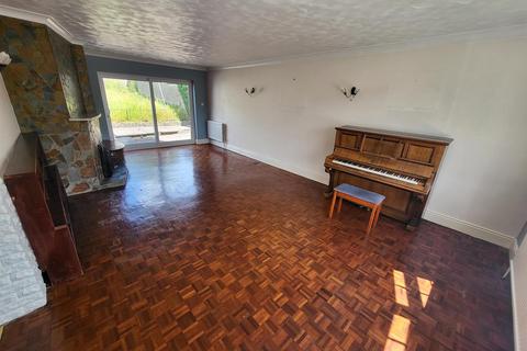 6 bedroom detached house to rent, Kents Green, Bristol BS15