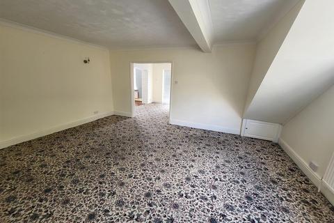 6 bedroom detached house to rent, Kents Green, Bristol BS15