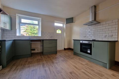 2 bedroom terraced house to rent, South Street, Barnsley