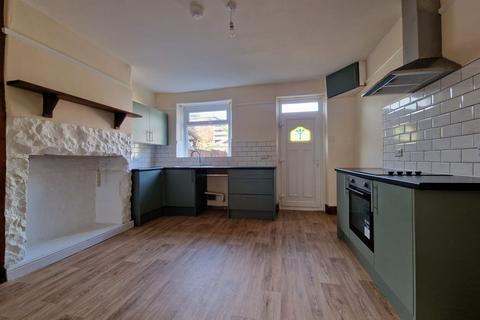 2 bedroom terraced house to rent, South Street, Barnsley
