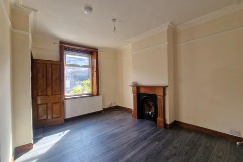 2 bedroom terraced house to rent, South Street, Barnsley