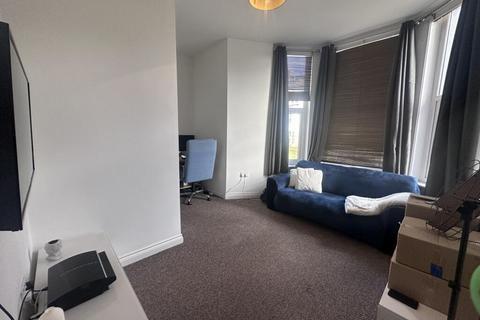 undefined, 12 Whitefield Tce, Flat 4