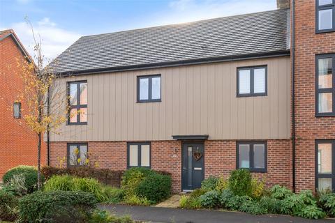 undefined, Hawthorn Drive, Berkshire RG45