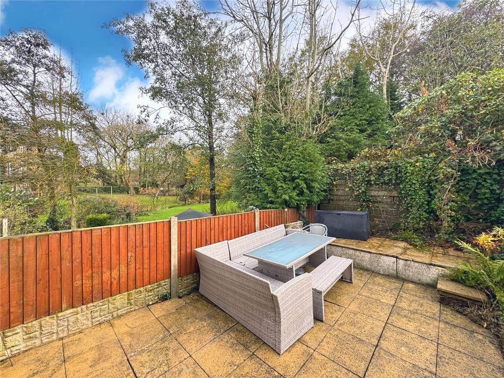 Rear Patio Garden