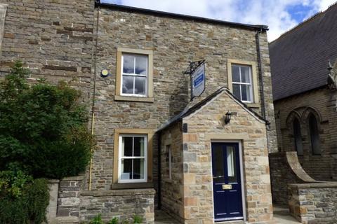 Office to rent, Market Place Leyburn DL8 5AT
