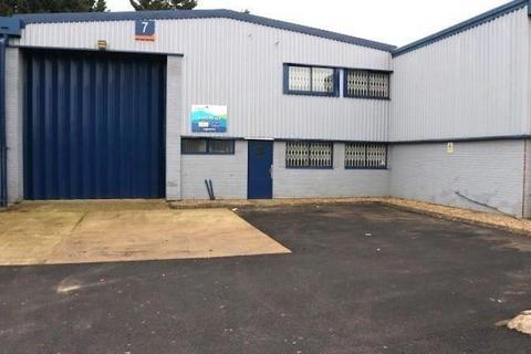 Industrial development to rent, Gresham Way Reading RG30 6AW