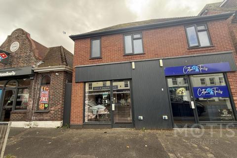 Retail property (high street) to rent, 51-51A High St New Romney TN28 8AH