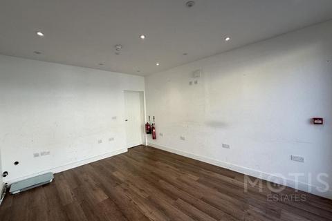 Retail property (high street) to rent, 51-51A High St New Romney TN28 8AH