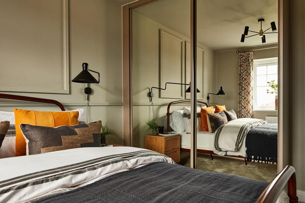 Main bedroom with space for fitted wardrobes