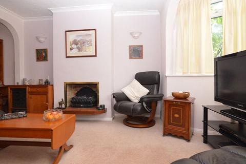 3 bedroom semi-detached house to rent, Bexley Lane, Sidcup  DA14