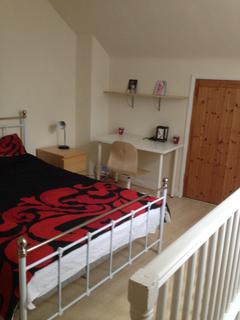 Nottingham NG7