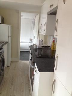4 bedroom house to rent, Nottingham NG7