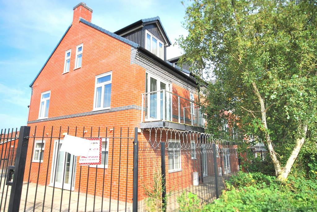 1 St John Street, Pemberton, Wigan, WN5 0 DT