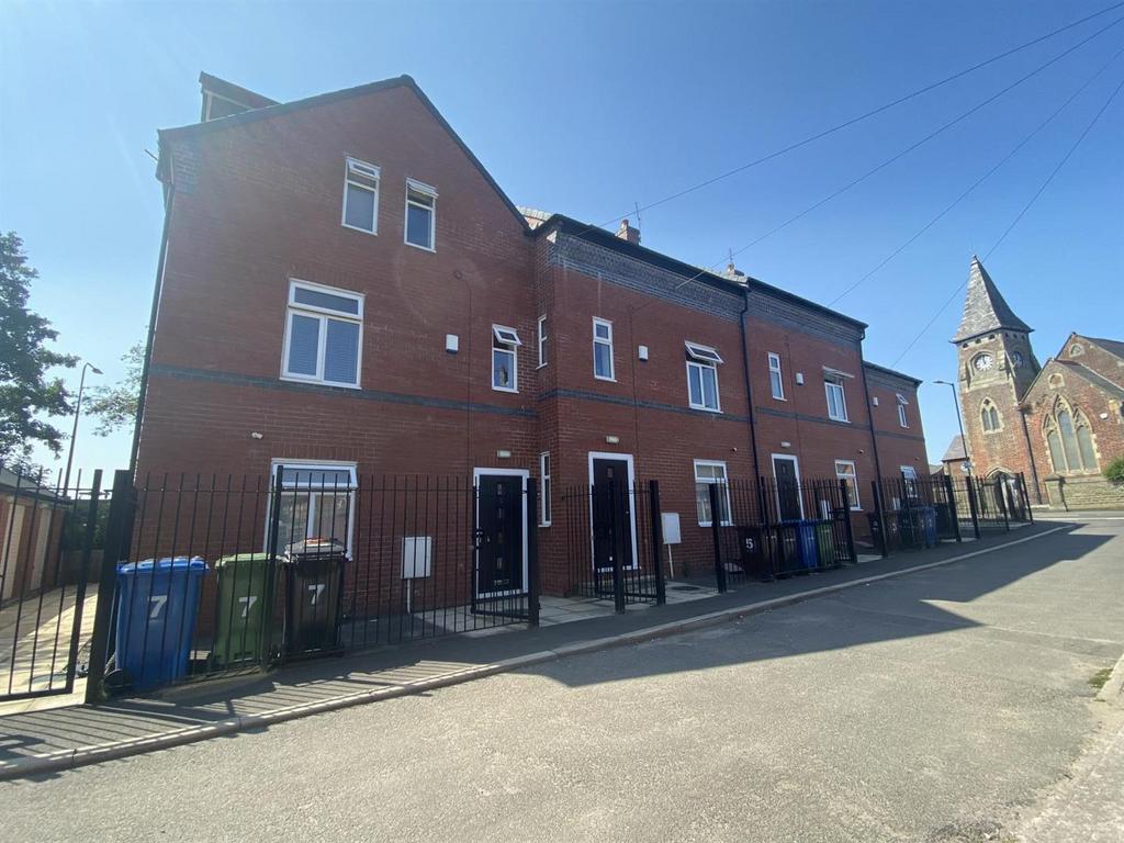 1 St John Street, Pemberton, Wigan, WN5 0 DT