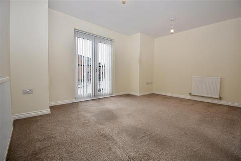 2 bedroom townhouse for sale, Damson Avenue, Malton YO17