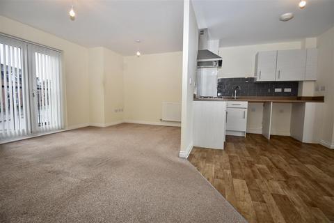 2 bedroom townhouse for sale, Damson Avenue, Malton YO17