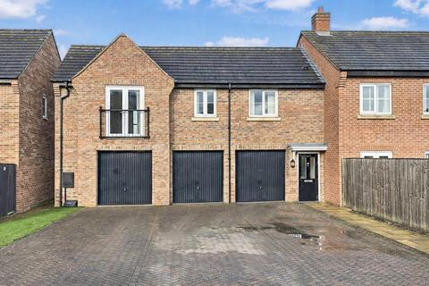 2 bedroom townhouse for sale, Damson Avenue, Malton YO17