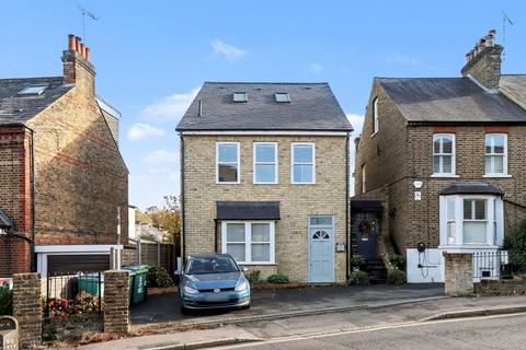 3 bedroom detached house for sale, Aldenham Road, Bushey, WD23