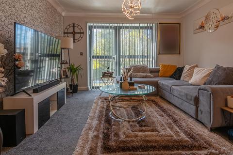 2 bedroom flat for sale, Penn Road, Wolverhampton WV4