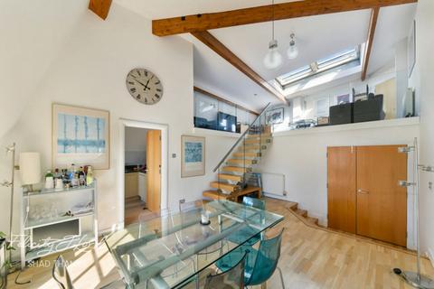 2 bedroom flat for sale, The Penthouse, Boss House, SE1